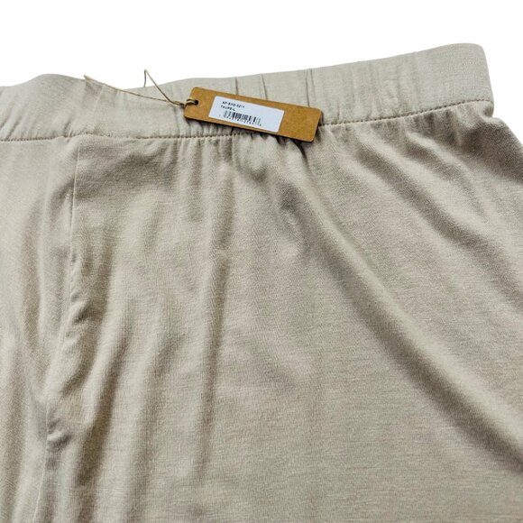 SKIMS Sleep Short Taupe Womens Large - Picture 7 of 12